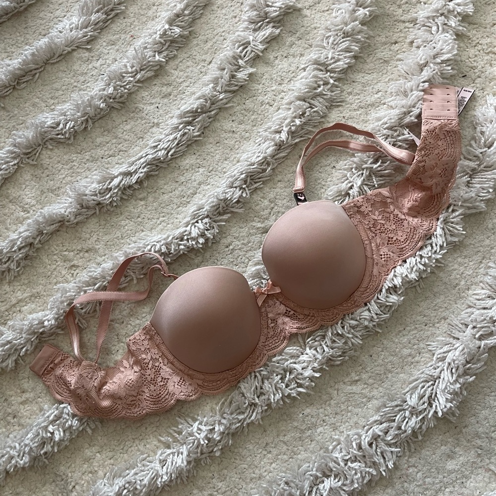 Victorias Secret Demi-cup strapless bra (convertible)